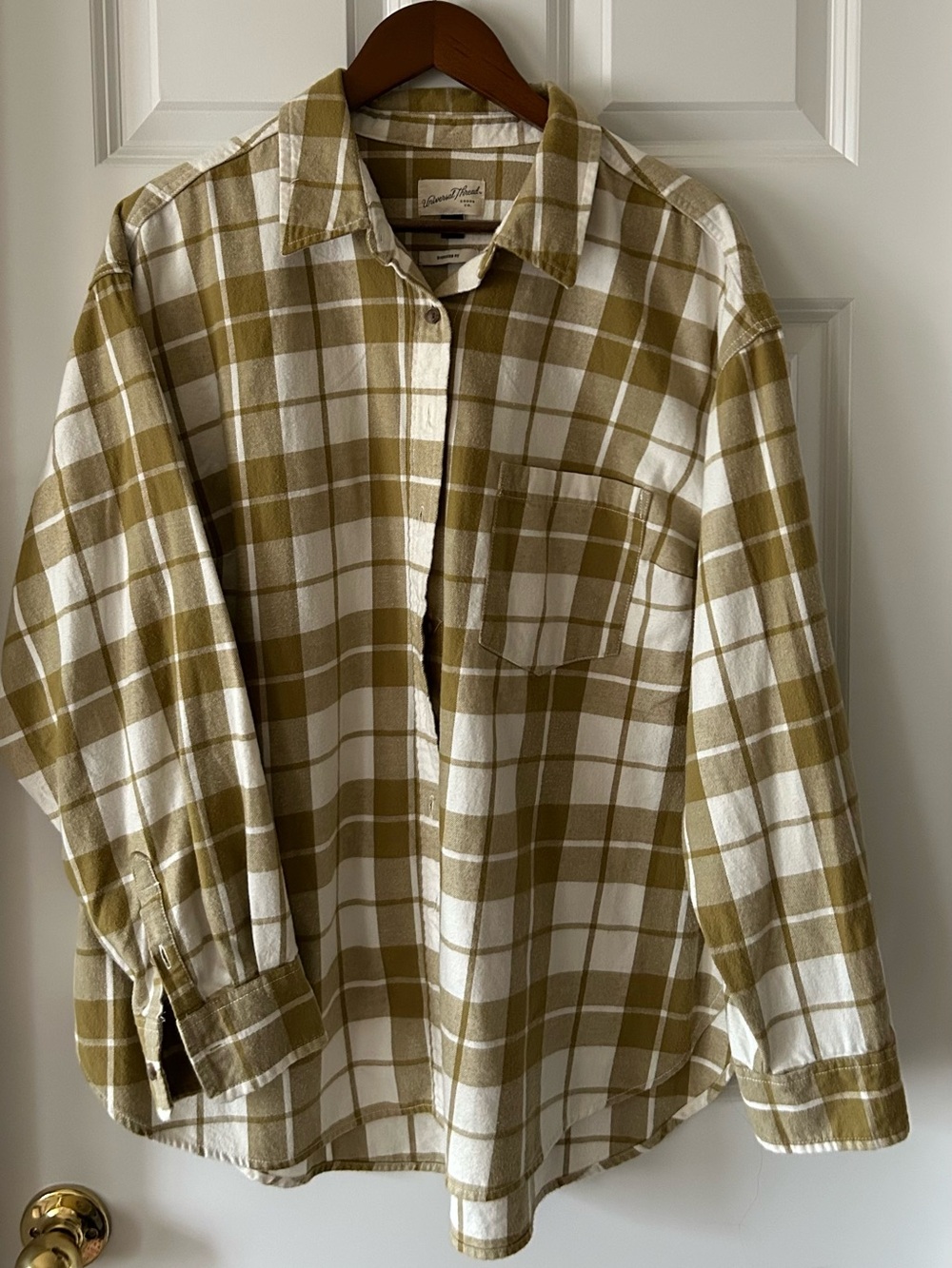 Universal Thread Olive & White Plaid Button-Down Shirt